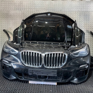 bmw-x5-g05-front-package