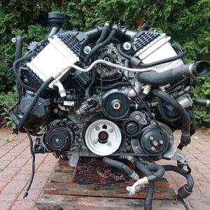 bmw-s63b44b-4-4-v8-twin-turbo-engine