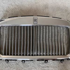 rolls-royce-cullinan-grill-front-radiator-grille-genuine-oem-rare