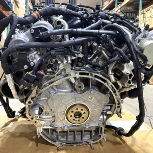 2016-maserati-levante-v6-3-0l-m156e-430-hp-twin-turbo-engine-06700321700